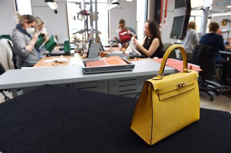 hermes bag production cost